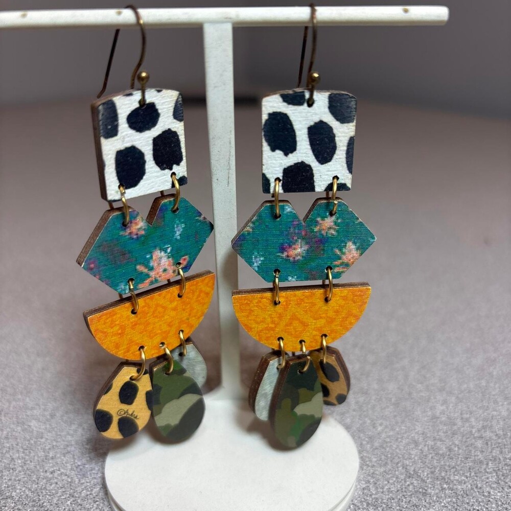 Audra Style Multicolored Light Weight Wooden Earrings